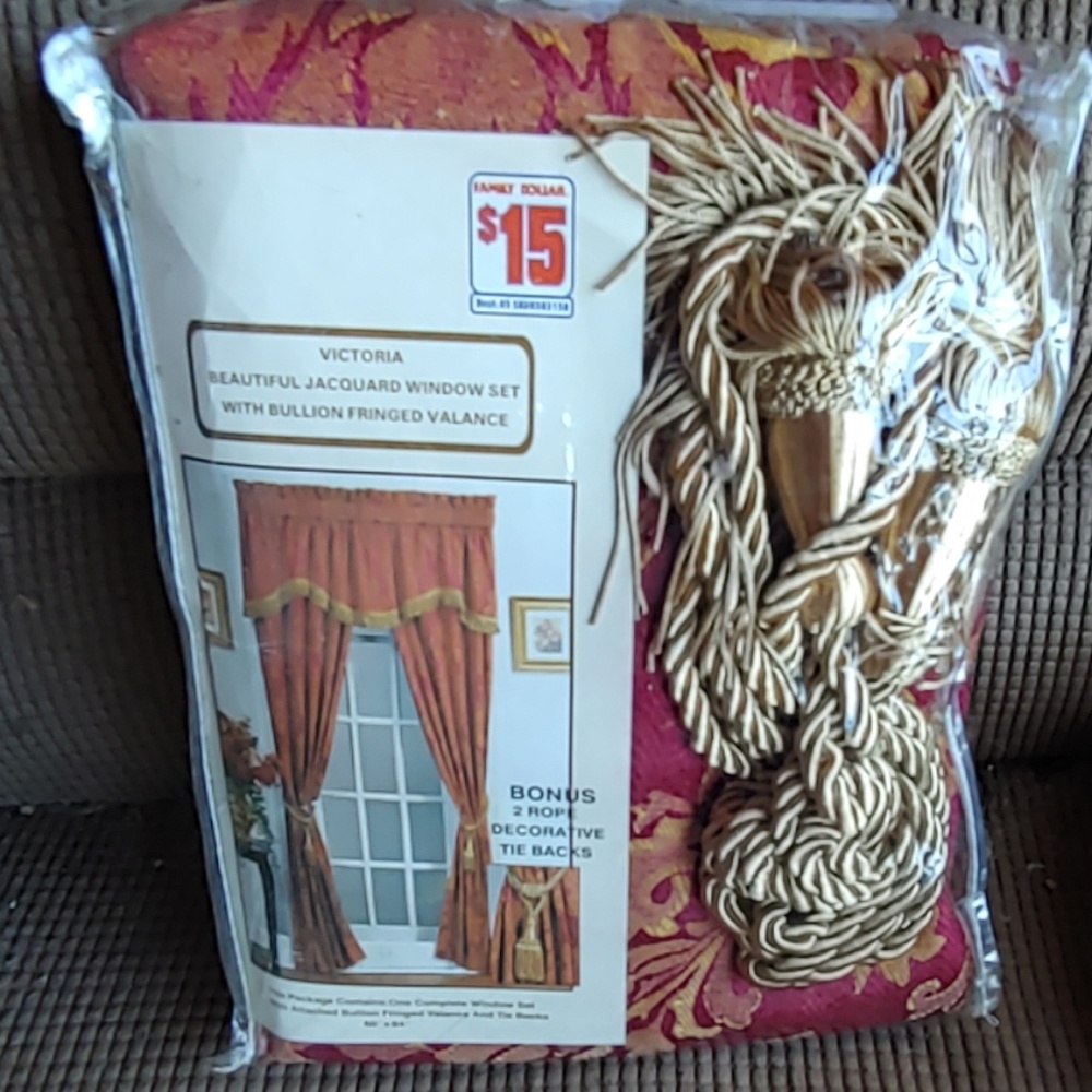 New curtain set